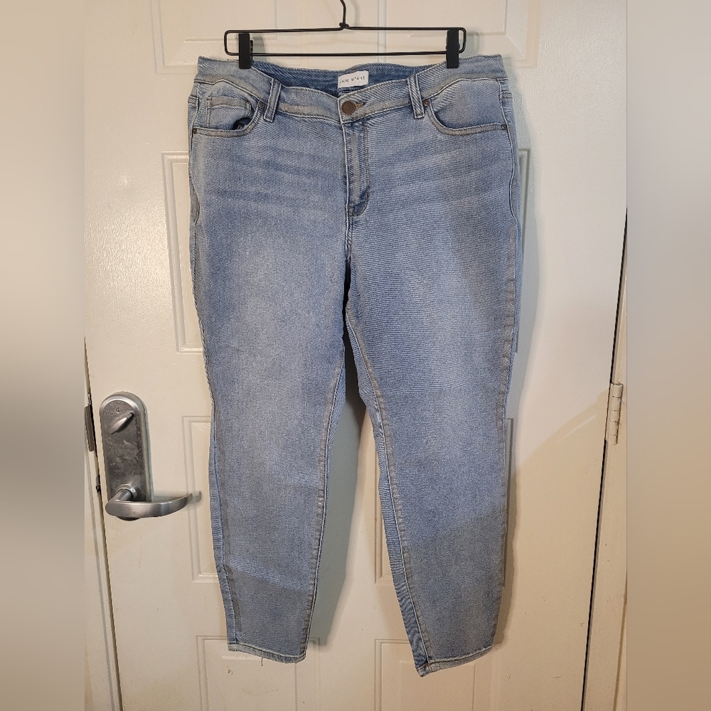 Lane Bryant‎ Jeans Size 18 Mid-Rise Skinny Magic Flex Waistband